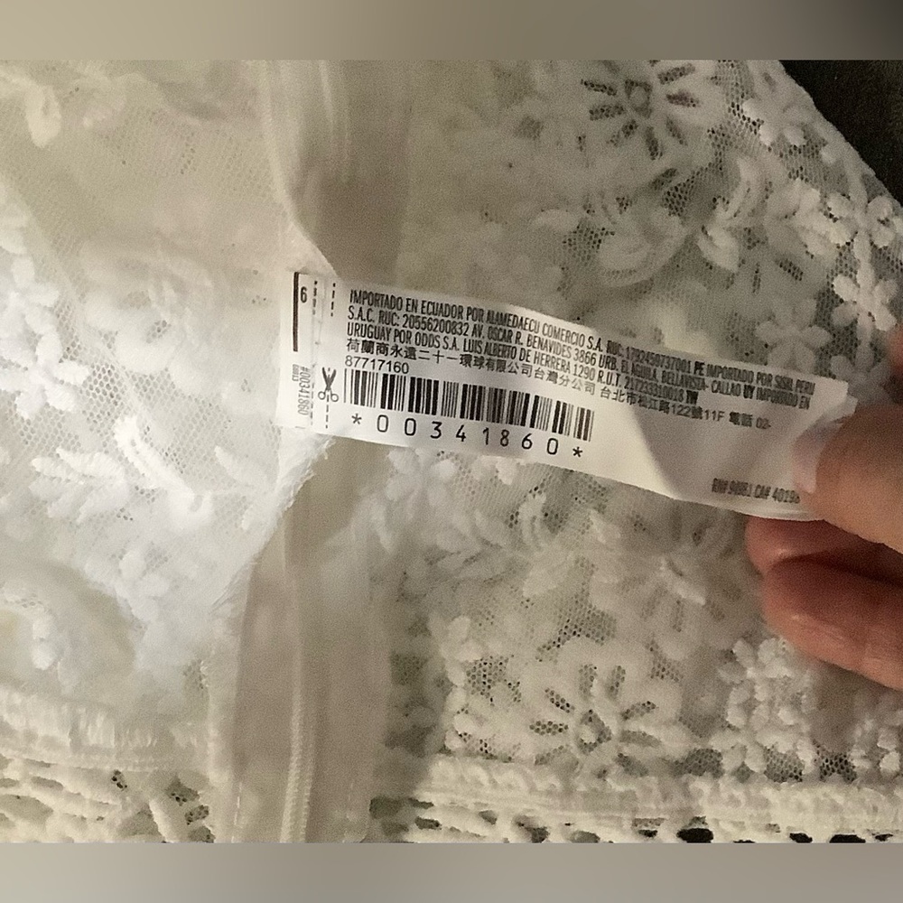 Forever 21 Floral Lace White Blouse - Picture 5 of 8
